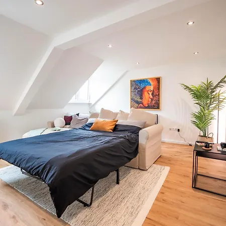 Daire 3-floor Oasis In The Heart Of Koblenz, Sleeps 16 Koblenz (Rhineland-Palatinate)