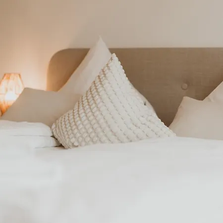 Daire 3-floor Oasis In The Heart Of Koblenz, Sleeps 16 Koblenz (Rhineland-Palatinate)