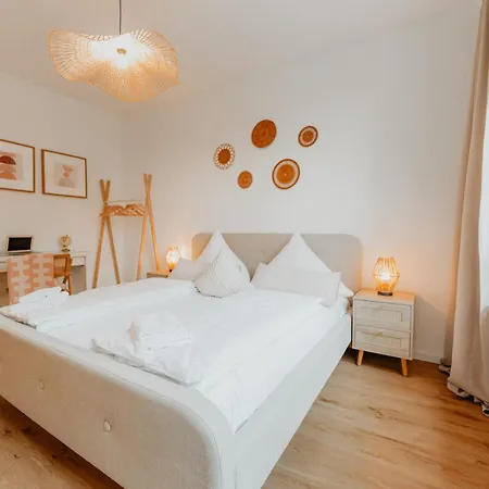 3-floor Oasis In The Heart Of Koblenz, Sleeps 16 Daire *