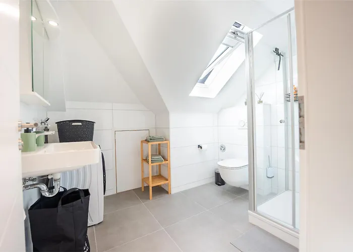 Apartment 3-floor Oasis In The Heart Of Koblenz, Sleeps 16