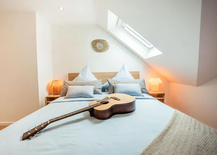 Apartment 3-floor Oasis In The Heart Of Koblenz, Sleeps 16