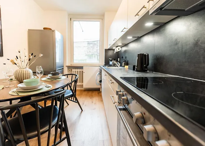 Apartment 3-floor Oasis In The Heart Of Koblenz, Sleeps 16 Koblenz (Rhineland-Palatinate)