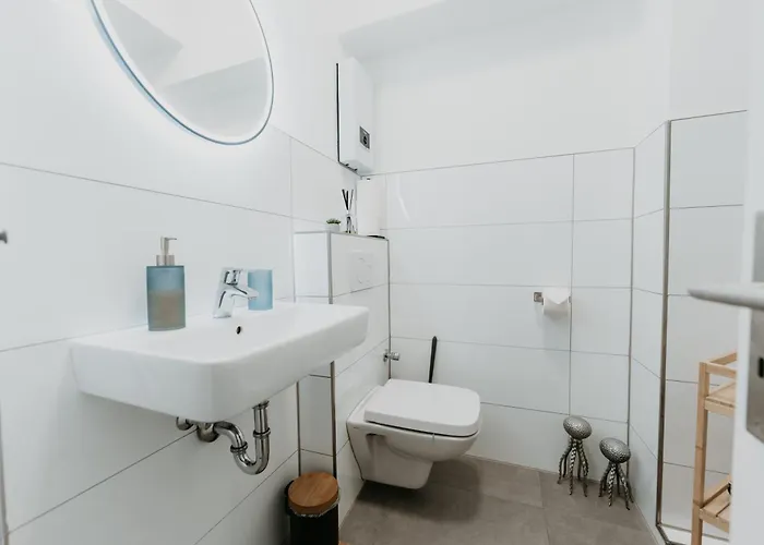 3-floor Oasis In The Heart Of Koblenz, Sleeps 16 Koblenz (Rhineland-Palatinate)