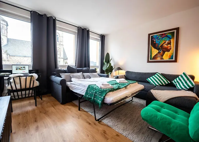3-floor Oasis In The Heart Of Koblenz, Sleeps 16 * Koblenz (Rhineland-Palatinate)